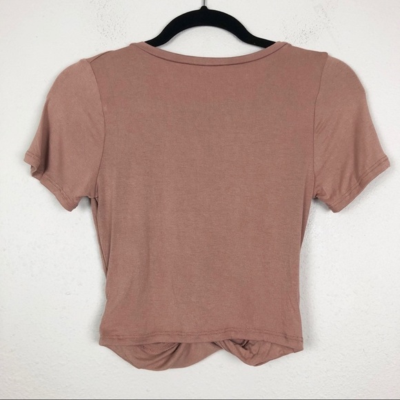 Mauve Twist Crop Tee - Picture 5 of 6